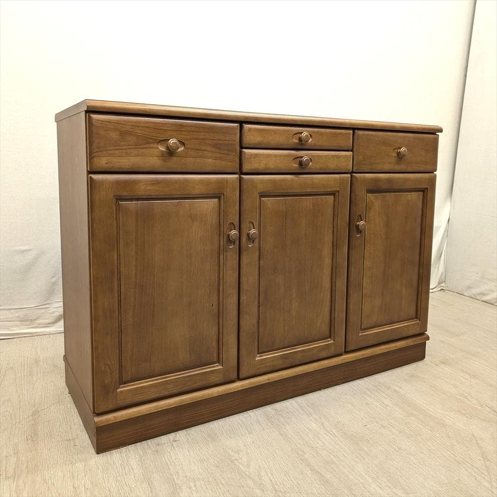 美品　カリモク　キッチンカウンター　食器棚　レンジ台　レンジボード　家電収納