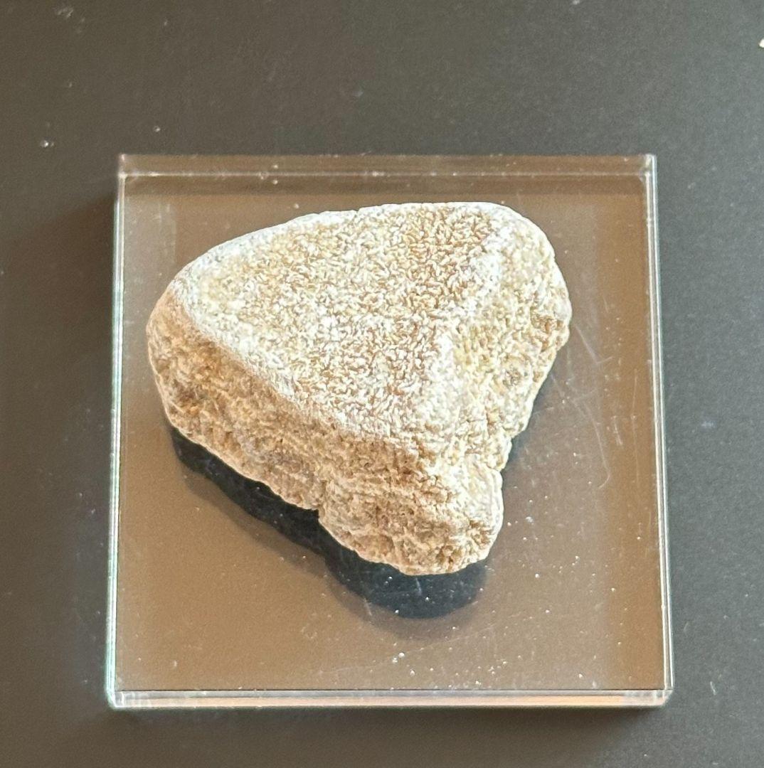 秋田発『北投石』５８グラム 100%本物!! ✨シマ模様と放射線量が素晴らしい✨