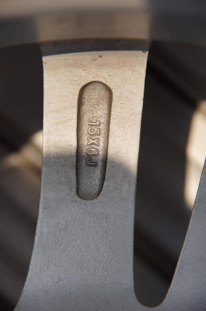 30系 プリウス用スタッドレス付アルミ 15インチ 4本 トヨタ流用にも