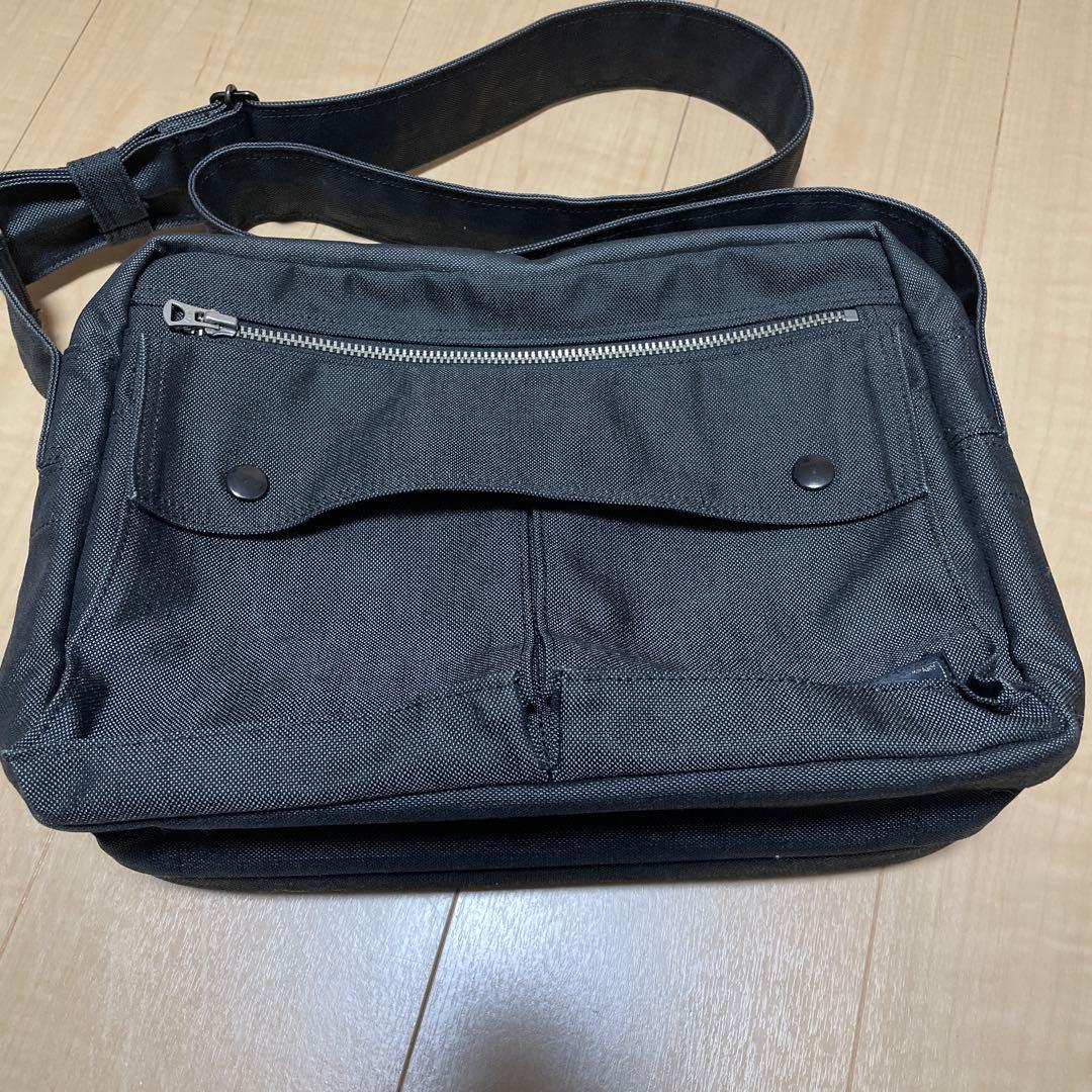 PORTER　Apple Store限定モデル　スモーキー　ショルダーバッグ　黒