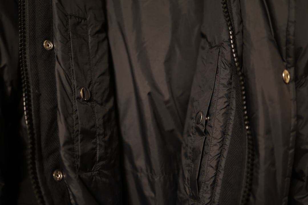 Nike x Sacai コラボ ダウンジャケット CT3269-010Mサイズ