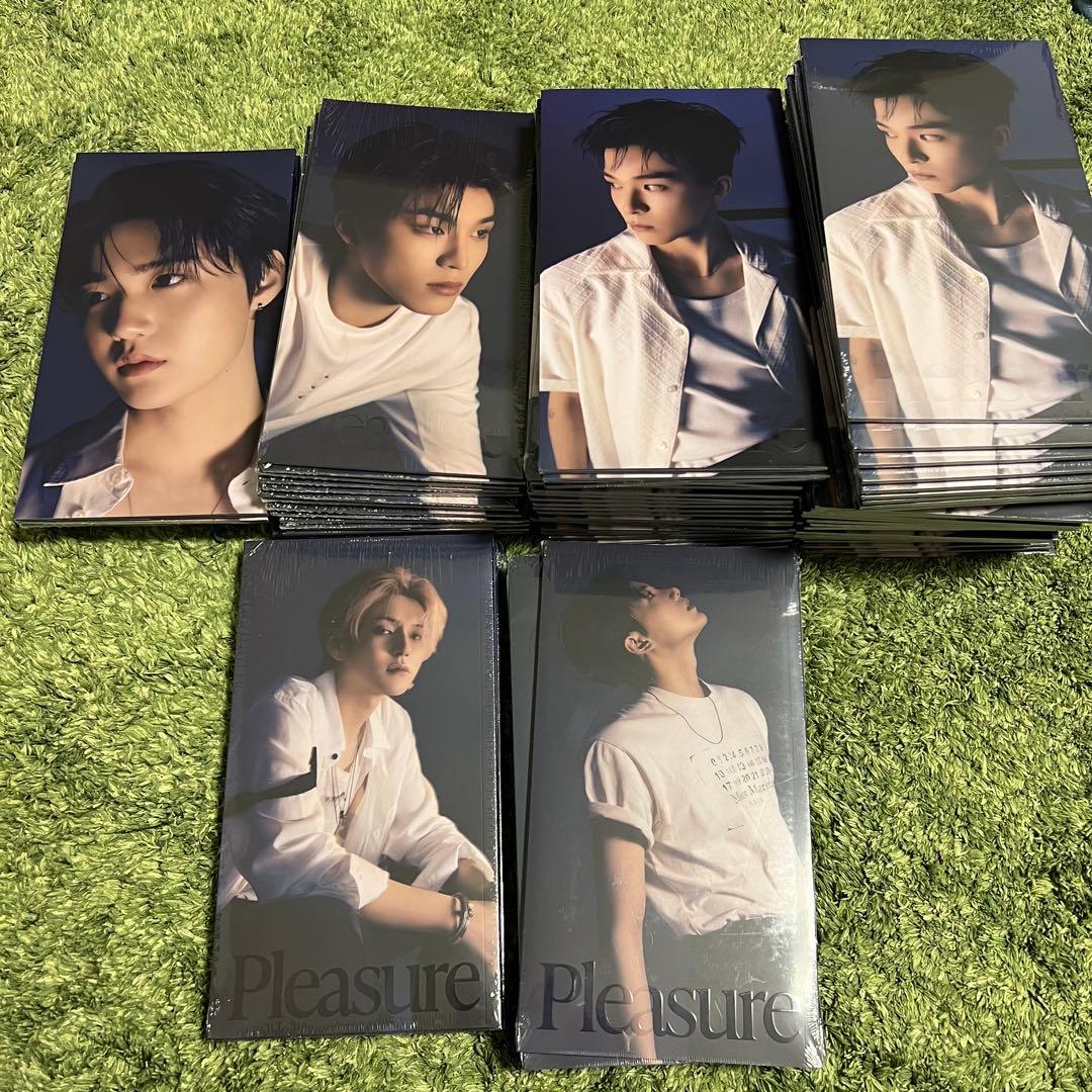 K-POP・アジア treasure Pleasure Blue ver.