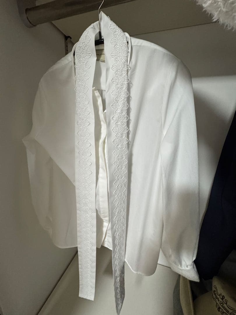 UNITED ARROWS レース付きホワイトシャツ