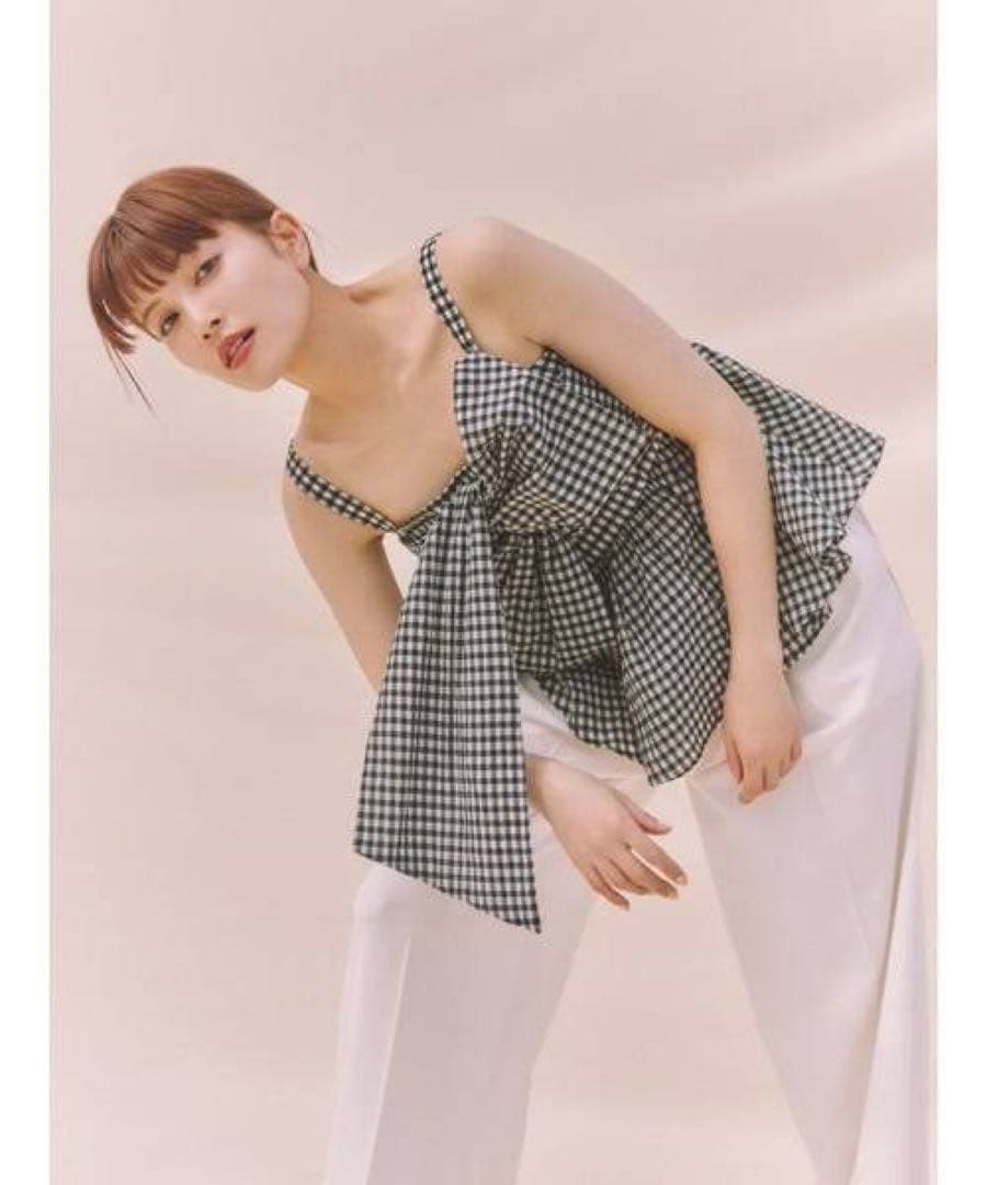 タグ付きFRAY I.D ペプラムリボントップス