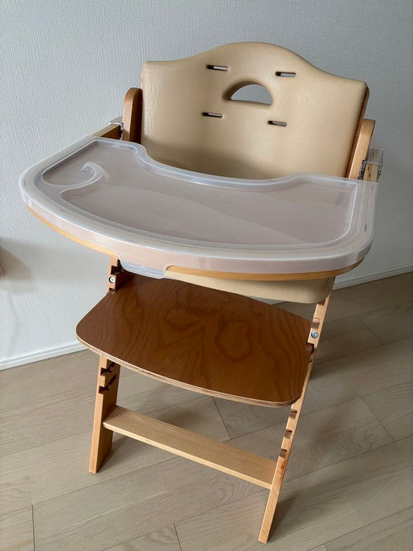 【エコメルカリ便限定】【美品】ビヨンドジュニア ベビーチェア