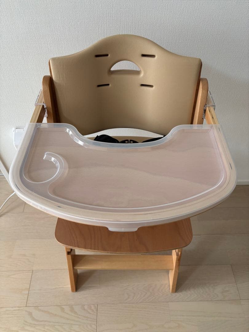 【エコメルカリ便限定】【美品】ビヨンドジュニア ベビーチェア