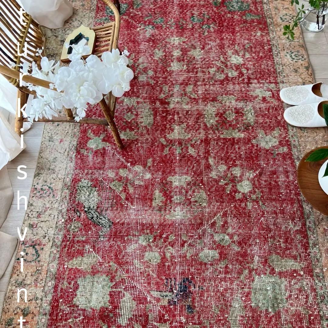 レア✳︎シャビーレッド　囲みコーラルオレンジ　フラワー　トルコヴィンテージラグ