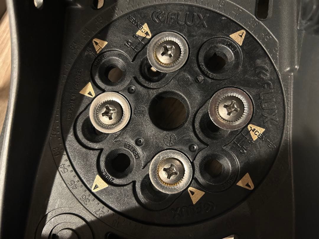 24-25 flux cv LTD Mサイズ 使用回数:リフト一本のみ