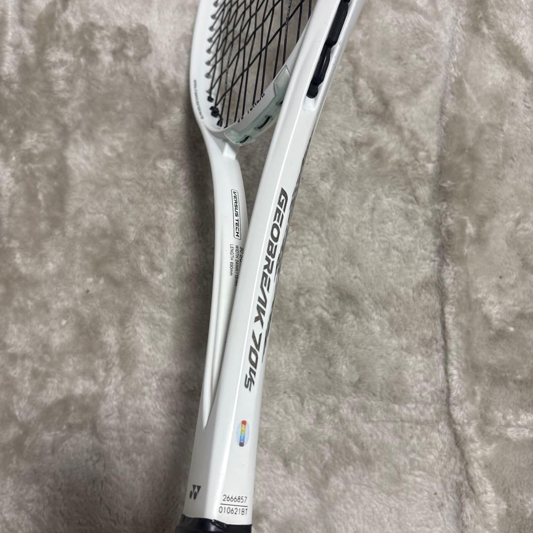 美品 ヨネックス ジオブレイク70vsバーサス
