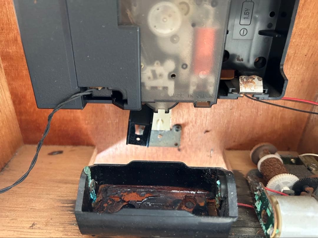 【レア・取扱説明書(保証書)つき】ハローキティ　鳩時計　掛け時計