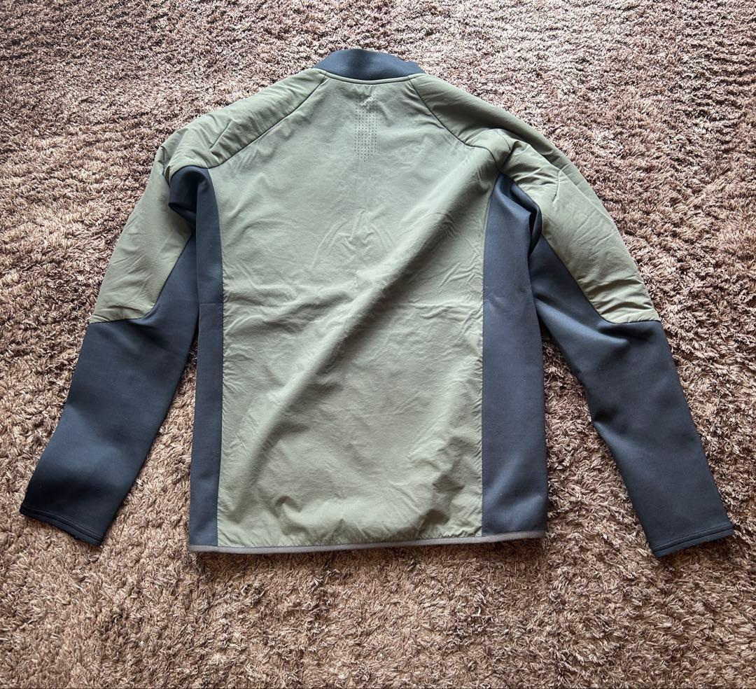 値下　デサント　アウトドア用　オリーブグリーン上下セット　 Oサイズ