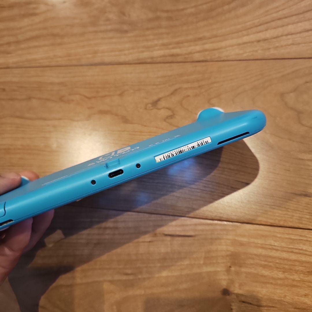 M*R様 ニンテンドー　Switch　ライト　中古　ブルー
