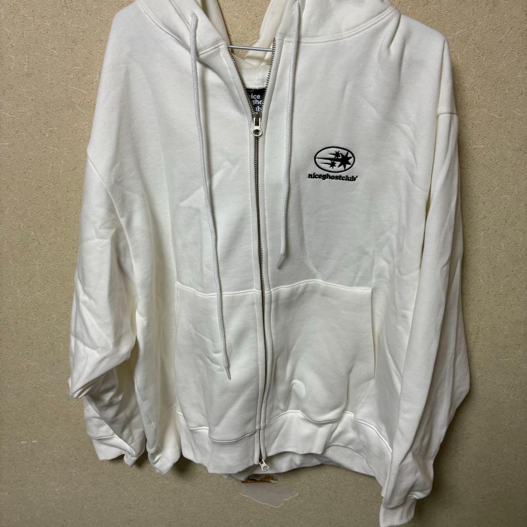 SEVENTEEN エスクプス　着用　パーカー