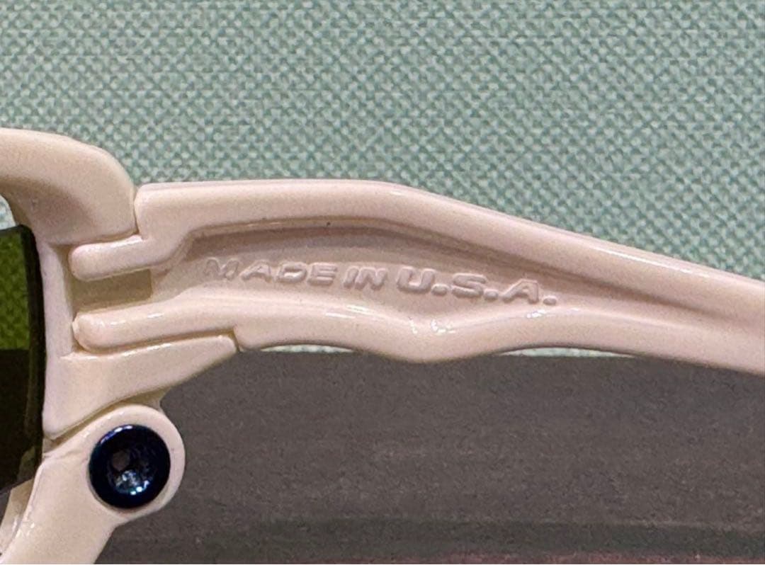 OAKLY JAWBONE オークリー ジョーボーン ＆ケース 最安値