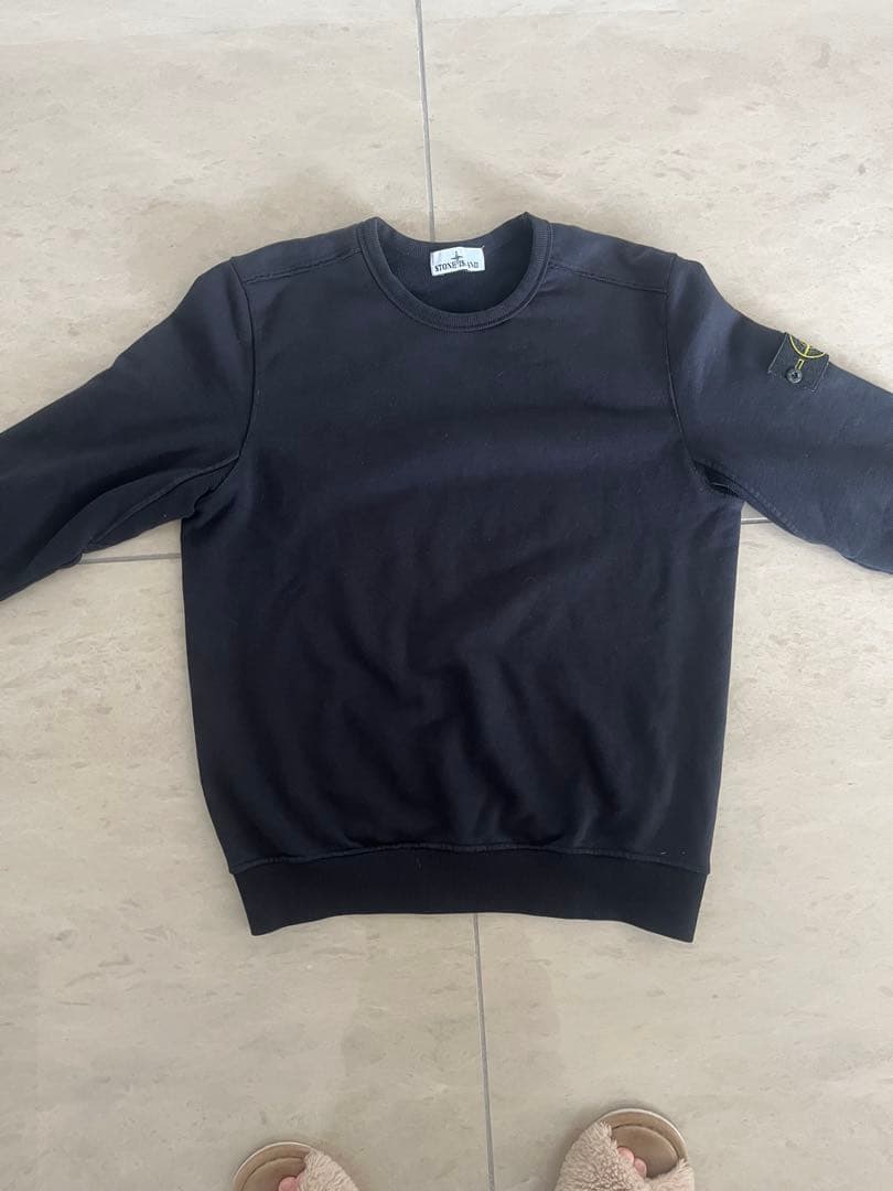 Stone  黒 長袖トレーナー