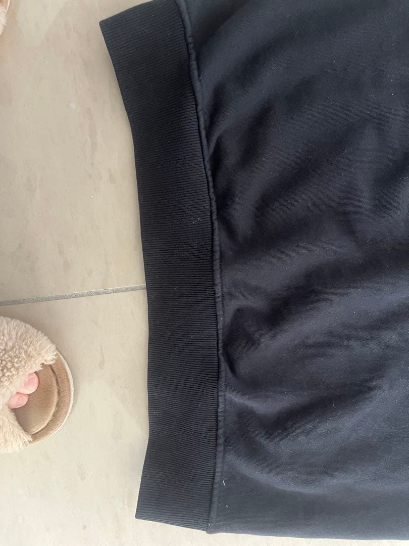 Stone  黒 長袖トレーナー