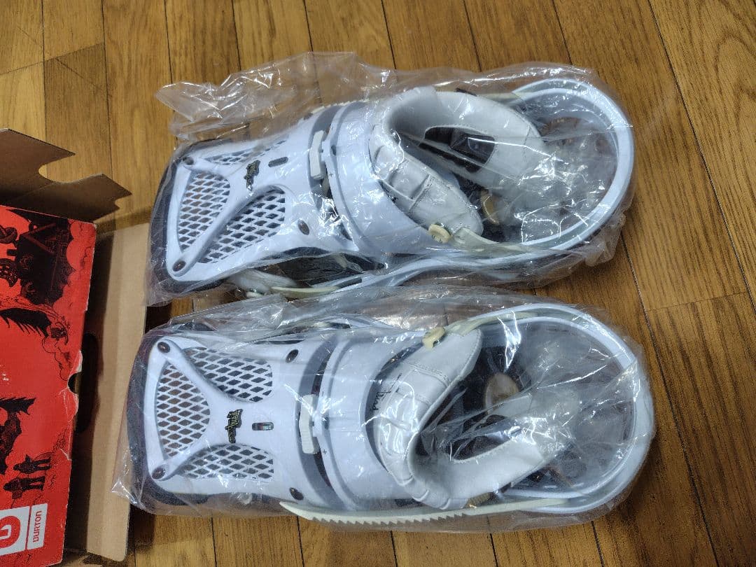 Burtonビンディング