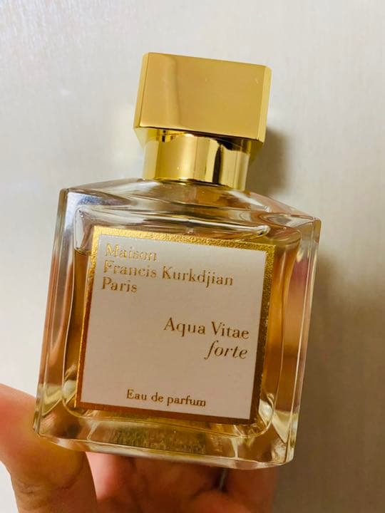 メゾンフランシスクルジャン アクア ヴィタエ フォルテ オードパルファム70ml