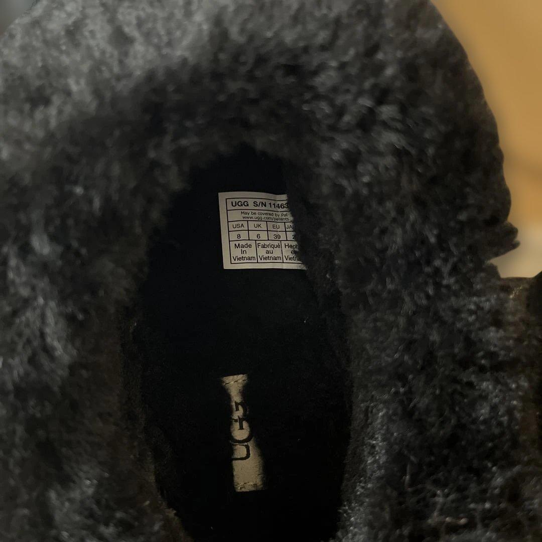 ♡入手困難　UGG TAZZLITA タズリータブラック 25cm US8