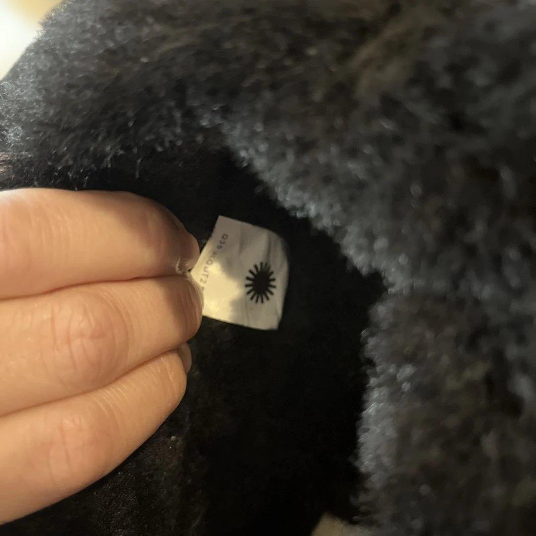 ♡入手困難　UGG TAZZLITA タズリータブラック 25cm US8