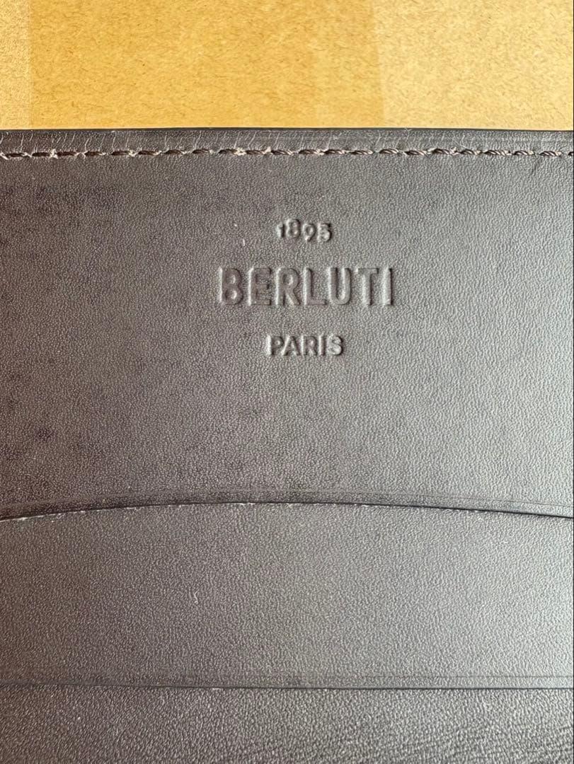 カードケース・名刺入れ　berluti (ベルルッティ)