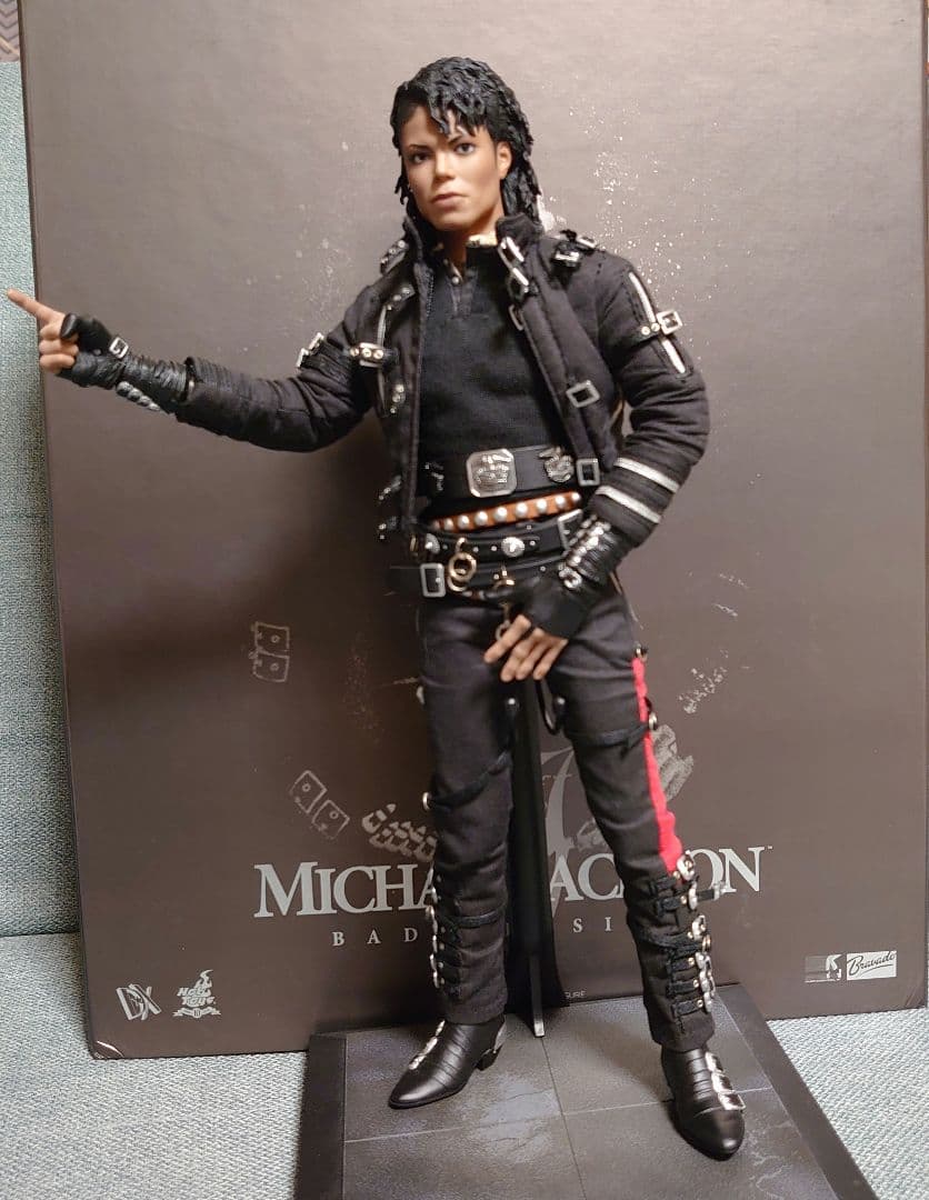 土日限定値下げ ホットトイズ マイケル・ジャクソン 1/6 フィギュア