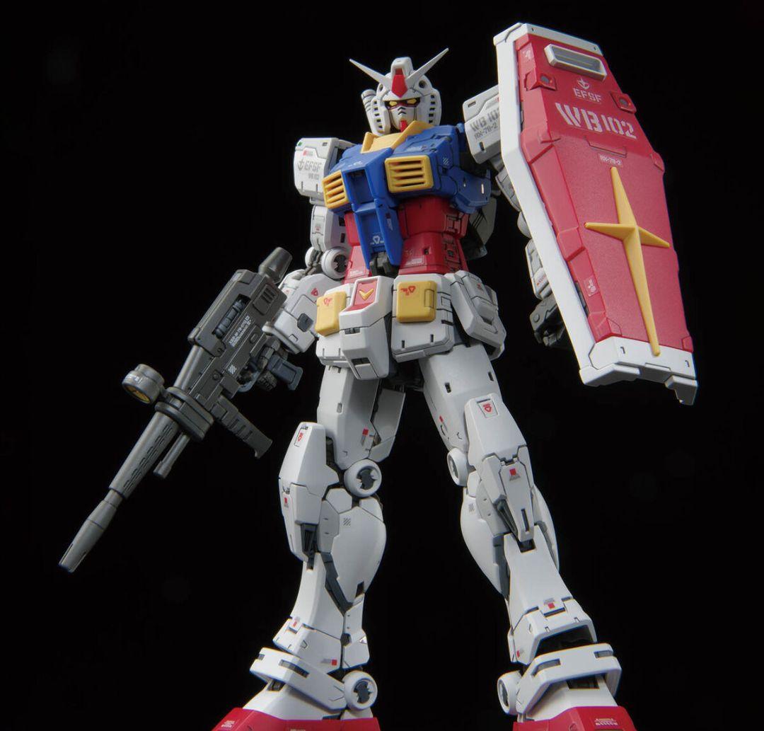 RG　1/144　RX-78-2 ガンダム Ver.2.0　完成品　ガンプラ