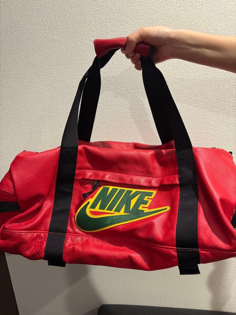 NIKE supreme ボストンバック