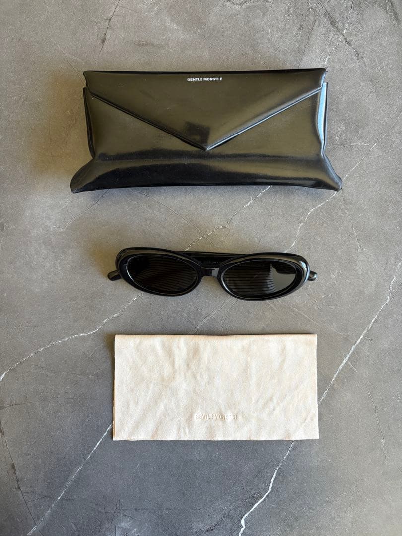 ジェントルモンスター サングラス ケース付き