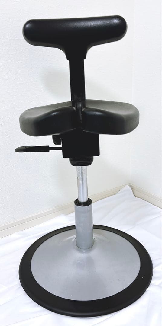 【良品】アーユルチェア　ブラック