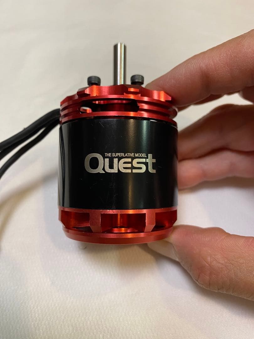 クエスト　Quest BLS4025-740KV E6-550スケール用モーター