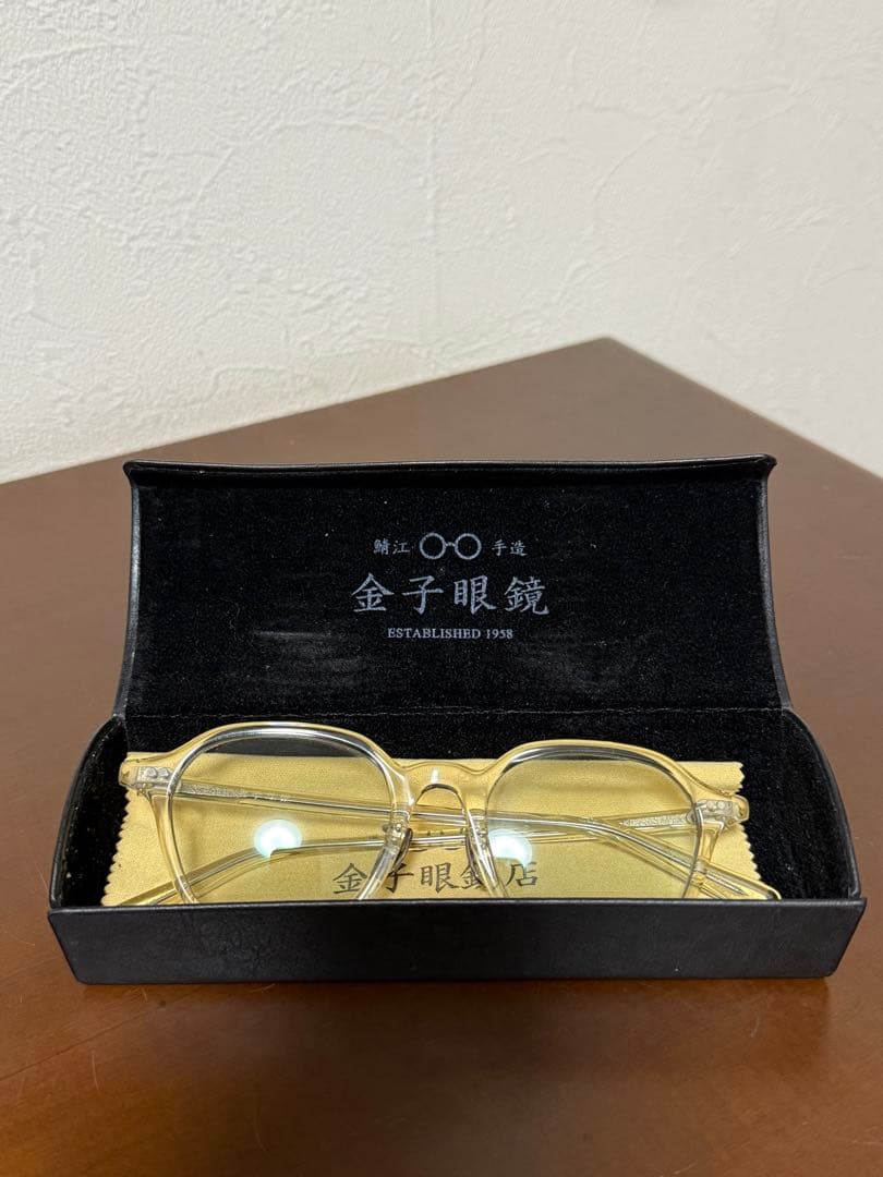 金子眼鏡 クリアフレーム サングラス