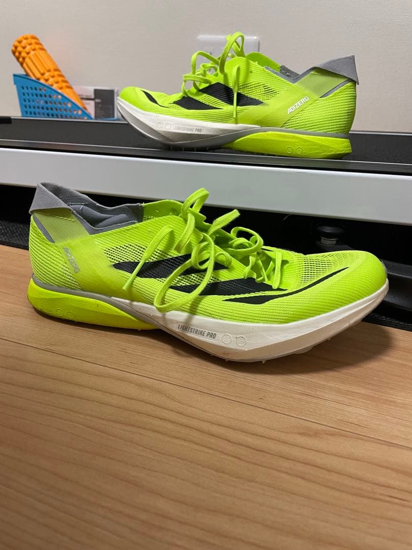 アディゼロアバンチ 27cm