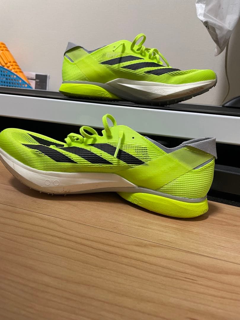 アディゼロアバンチ 27cm