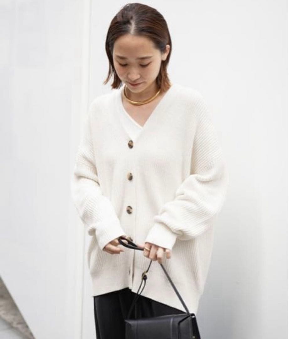 未使用級✳︎ドゥーズィエムクラスシルク混カーディガンアイボリーエヴリディアイライク