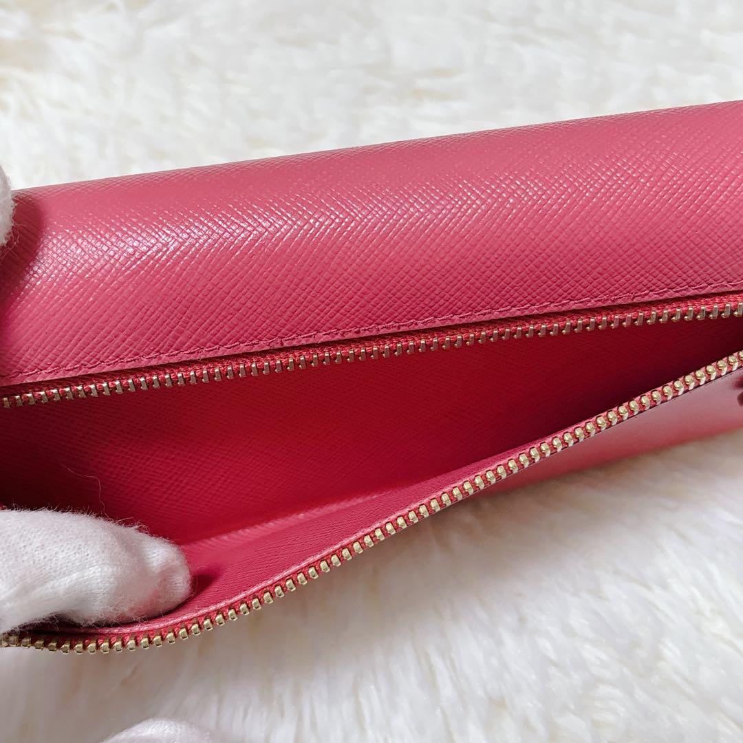 PRADA サフィアーノレザー フラップ 長財布 メタルロゴ ピンク