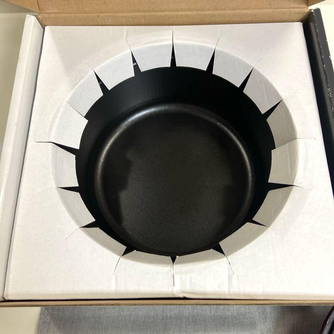 【美品】STAUB ストウブ　ピコココット　ラウンド22cmレッド