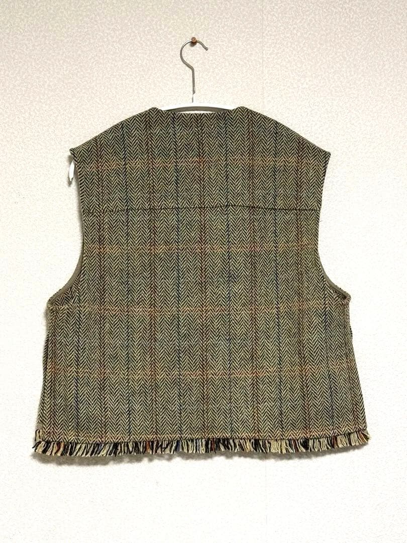 北欧暮らしの道具店「ワードローブを新鮮に」ヘリンボーン柄のウールベスト