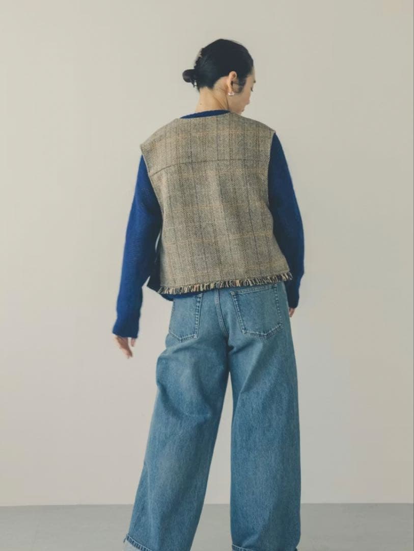 北欧暮らしの道具店「ワードローブを新鮮に」ヘリンボーン柄のウールベスト