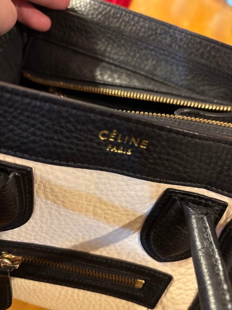 セリーヌ ラゲージ マイクロ