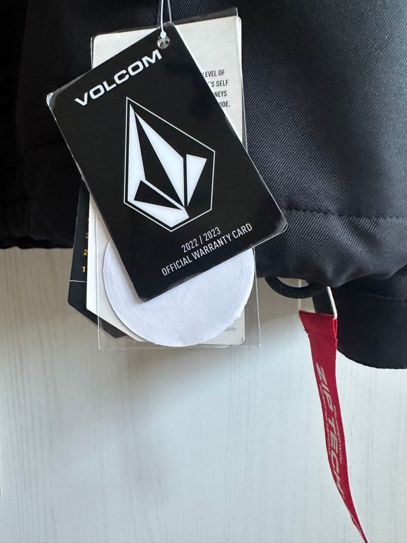 VOLCOM 新品・未使用 スノーボードジャケット 22-23モデル