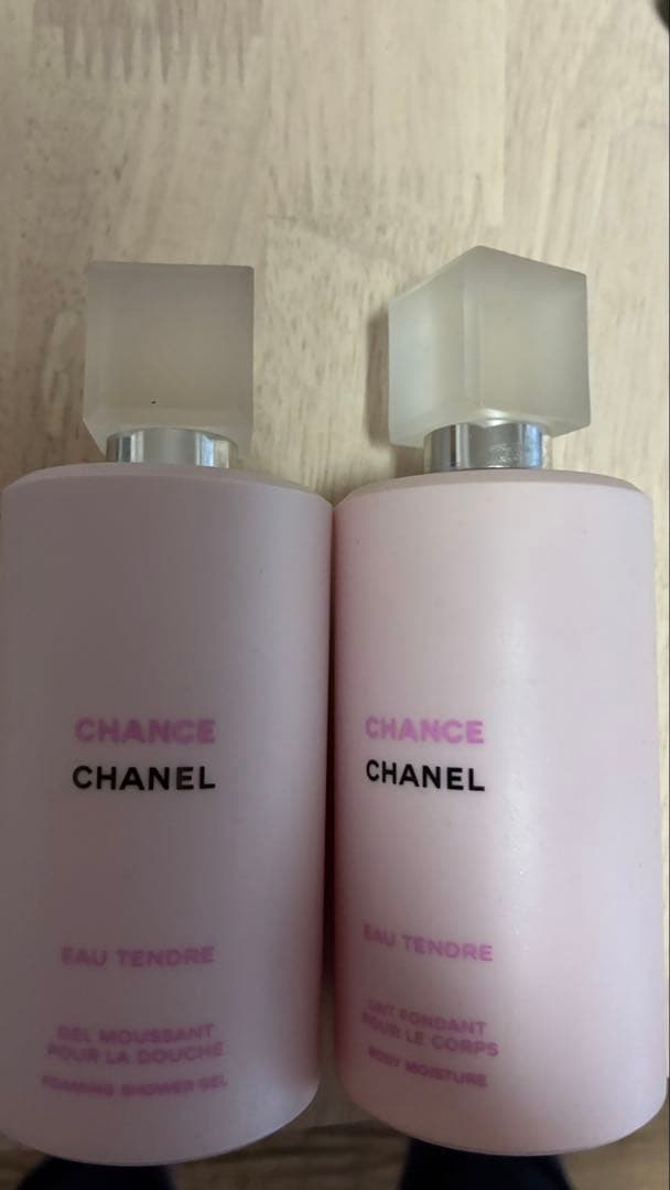 CHANEL 香水、ヘアーミスト、オイル、ボディシャンプー、乳液5点セット