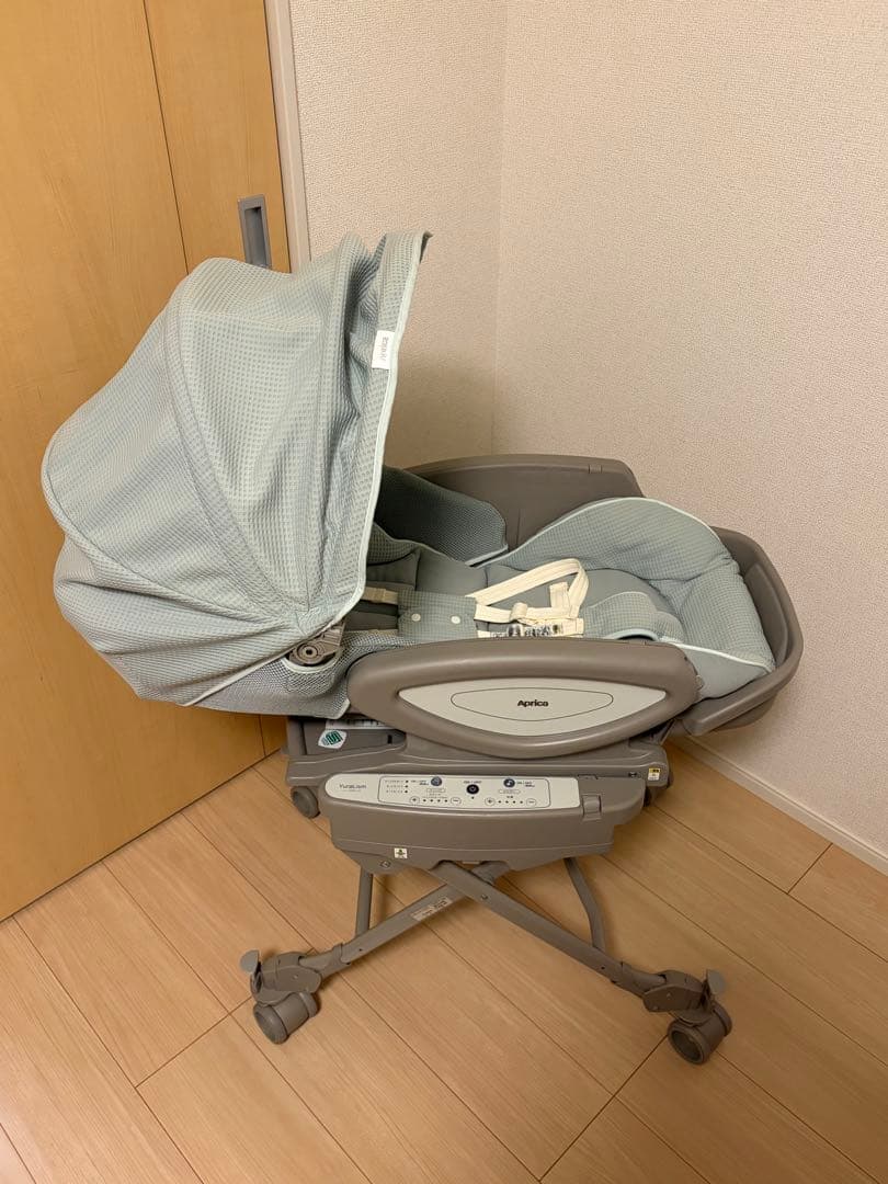 【良品・おまけ付き】Aprica　ユラリズム　オートプレミアム