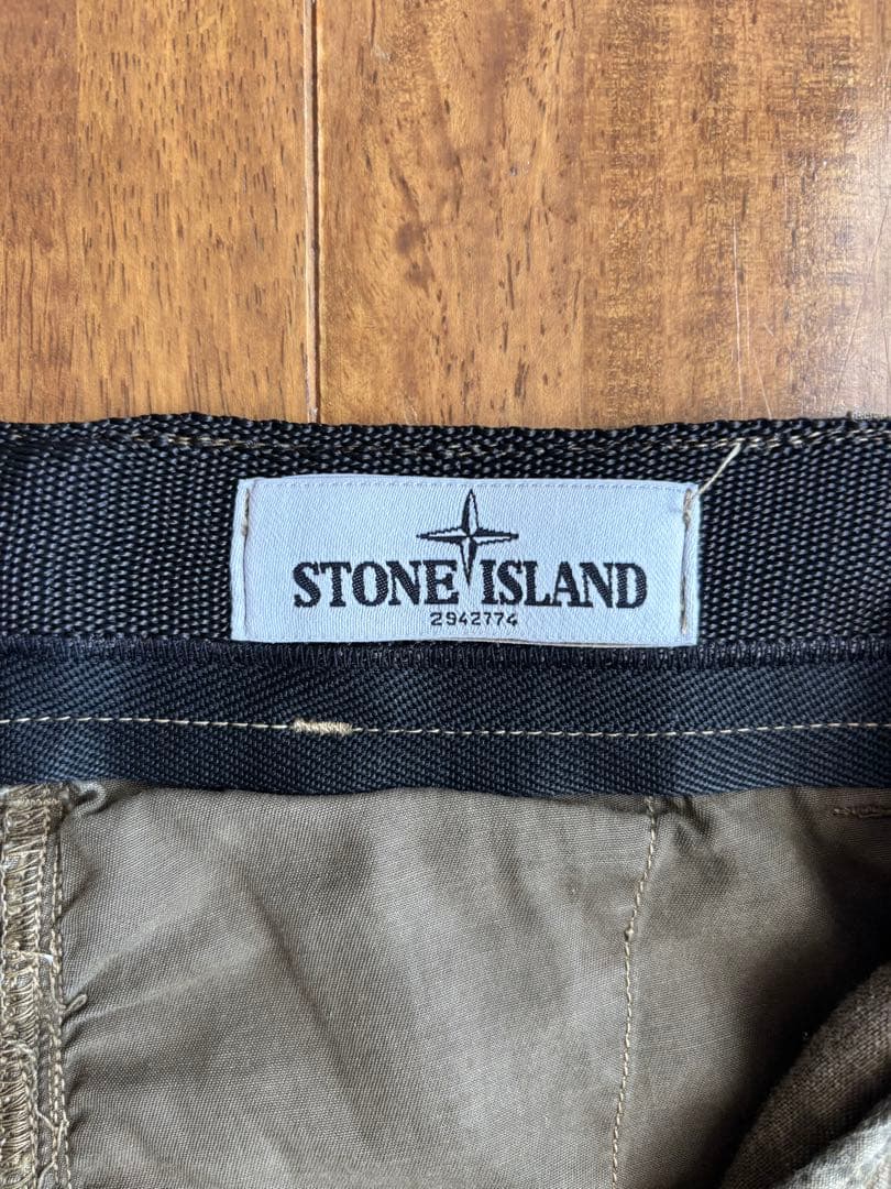 ストーンアイランド STONE  ショートパンツ