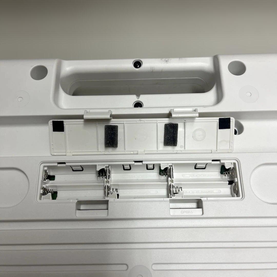 美品　CASIO キーボード LK-320 2021年　ホワイト×ピンク　カシオ