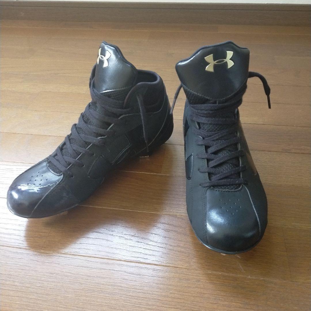 未使用　アンダーアーマー　野球　スパイク　ハイカット　ミドルカット　金具