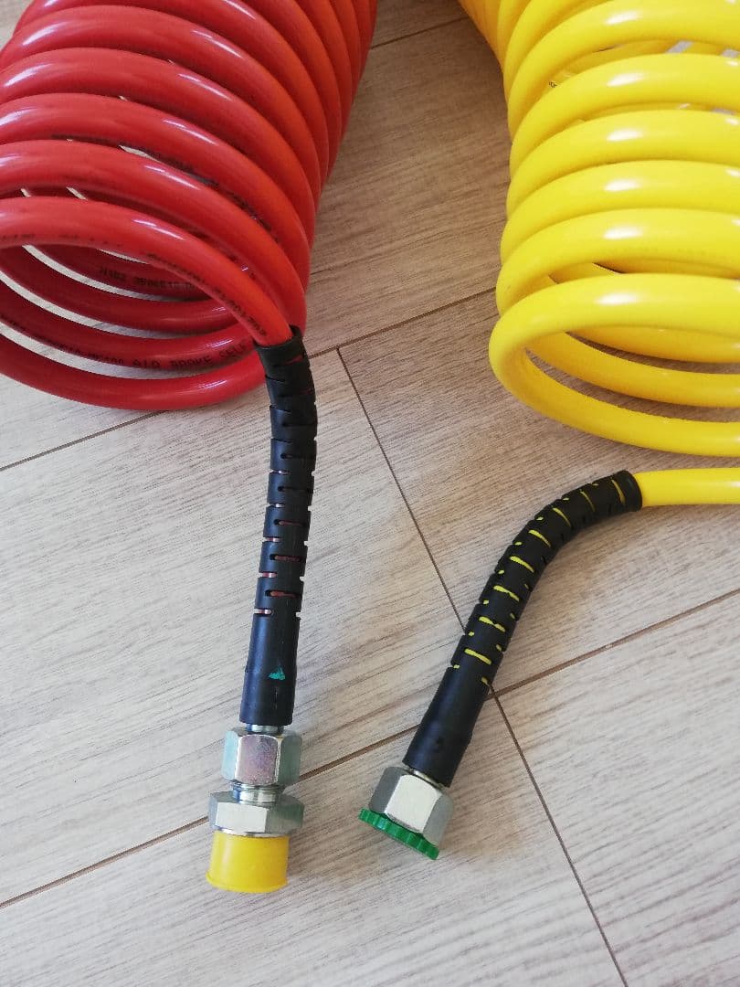 赤黄色新品トレーラースパイラルホース エアーホース2本セット 耐久性良 海コン