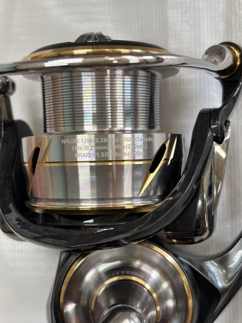 美品 Daiwa 20 LUVIAS LT4000-C リール