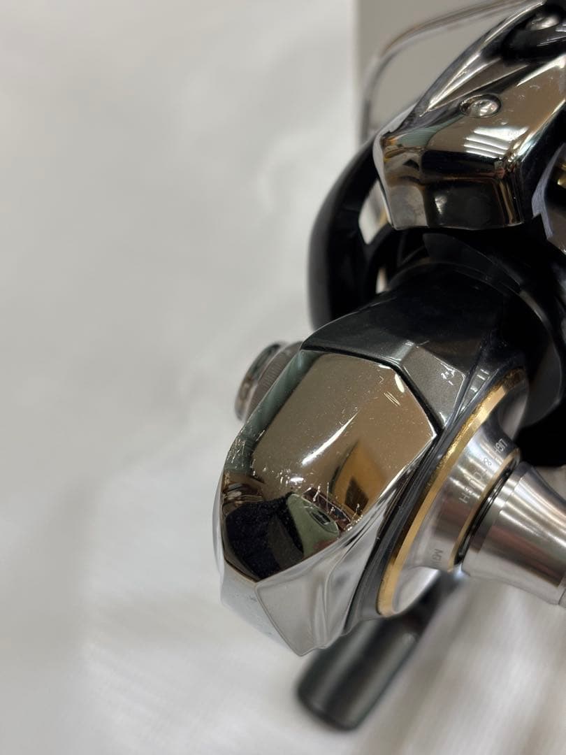 美品 Daiwa 20 LUVIAS LT4000-C リール