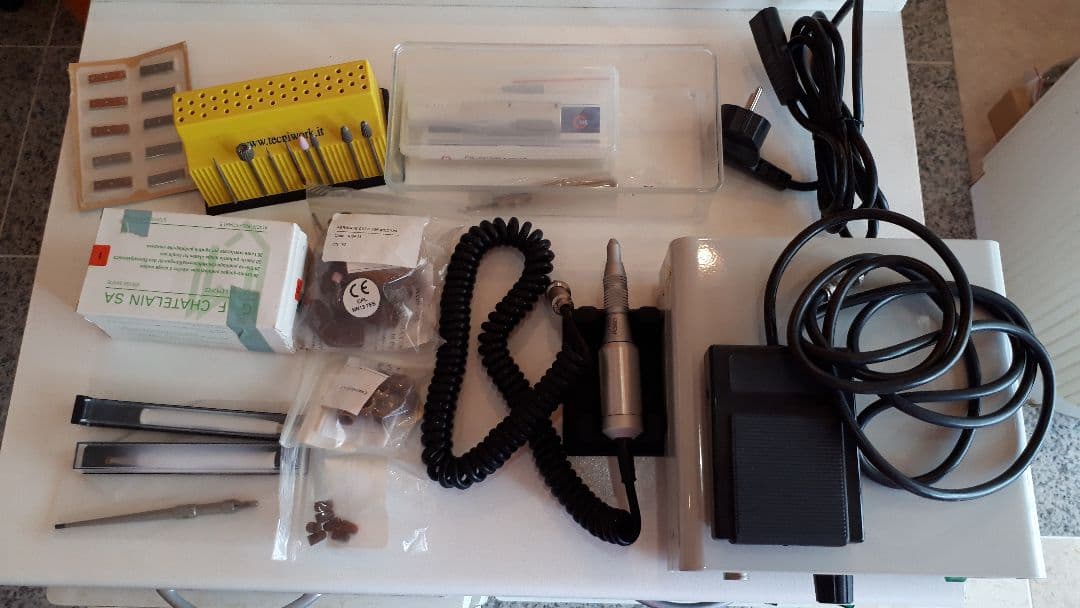 tecniwork　ネイルテーブル・ネイルケアセット